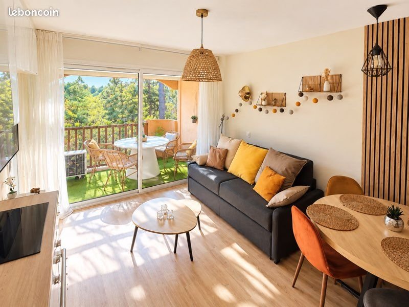 Appartement à louer, 24m², Sanary-sur-Mer