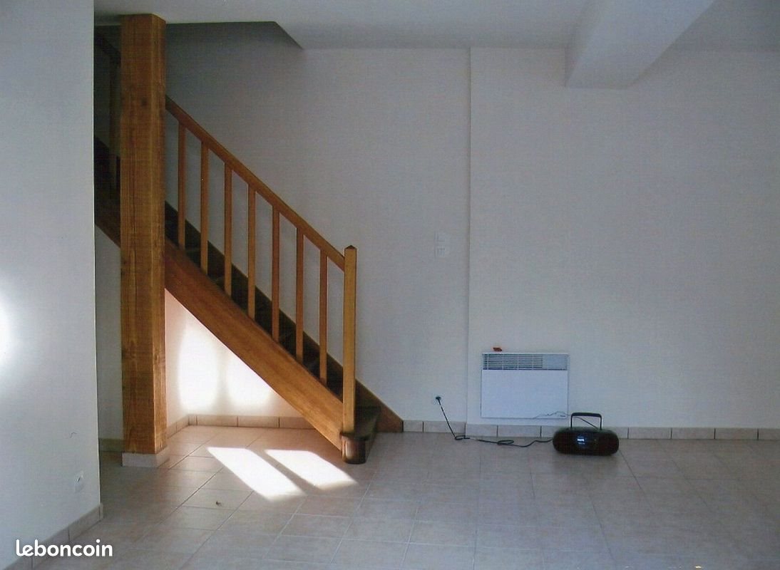 Maison à louer, 78m², Montilliers
