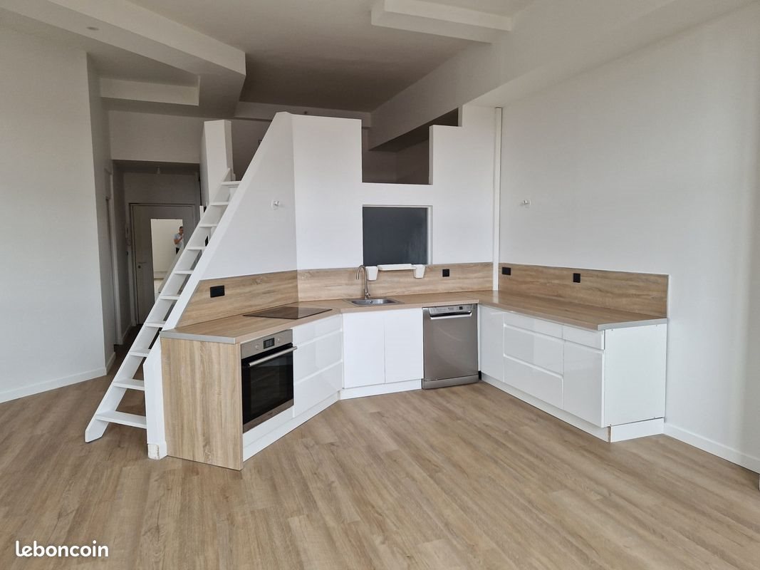 Appartement à louer, 71m², Saint-André-lez-Lille