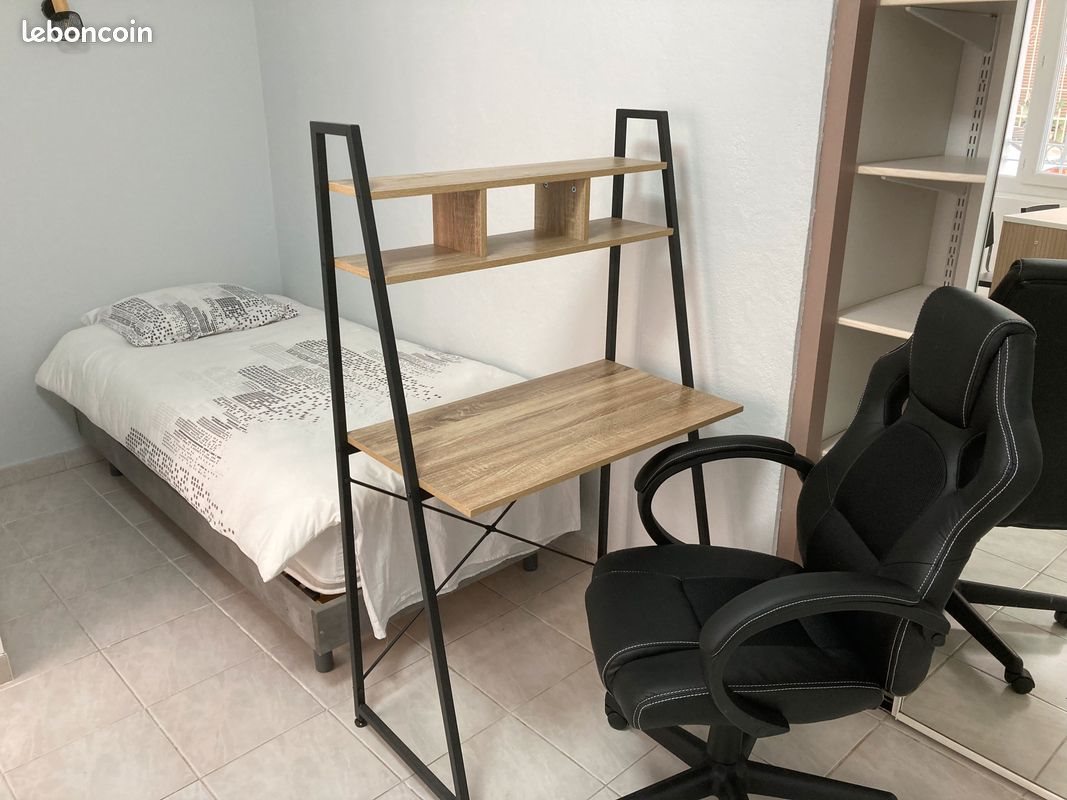 Appartement à louer, 17m², Béziers