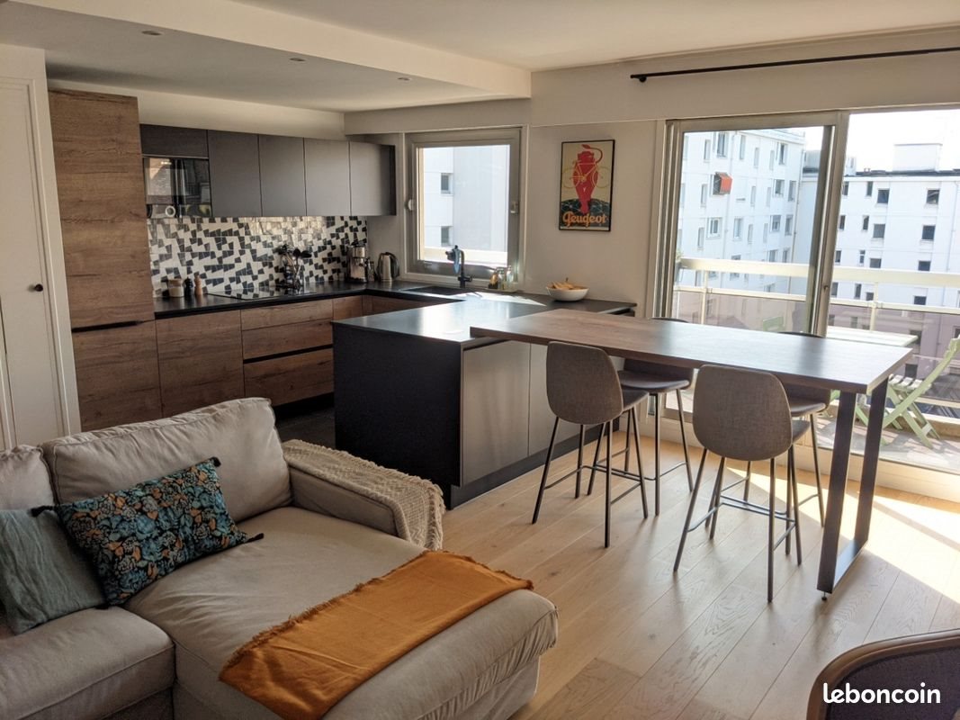 Appartement à louer, 70m², Courbevoie