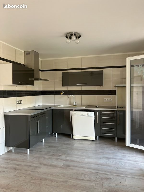 Maison à vendre, 104m², Bournoncle-Saint-Pierre