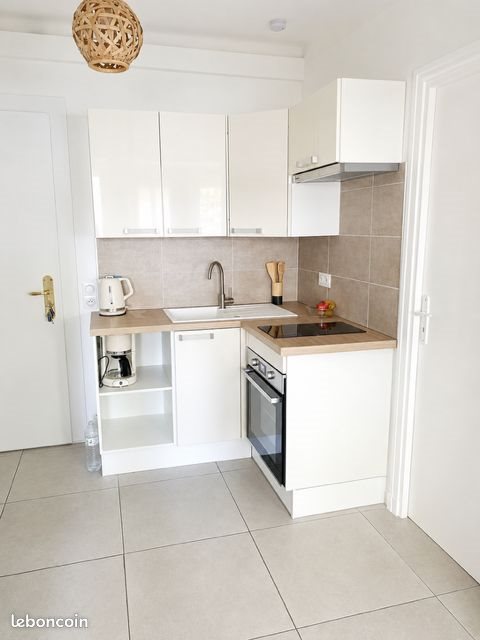 Appartement à louer, 29m², Arles