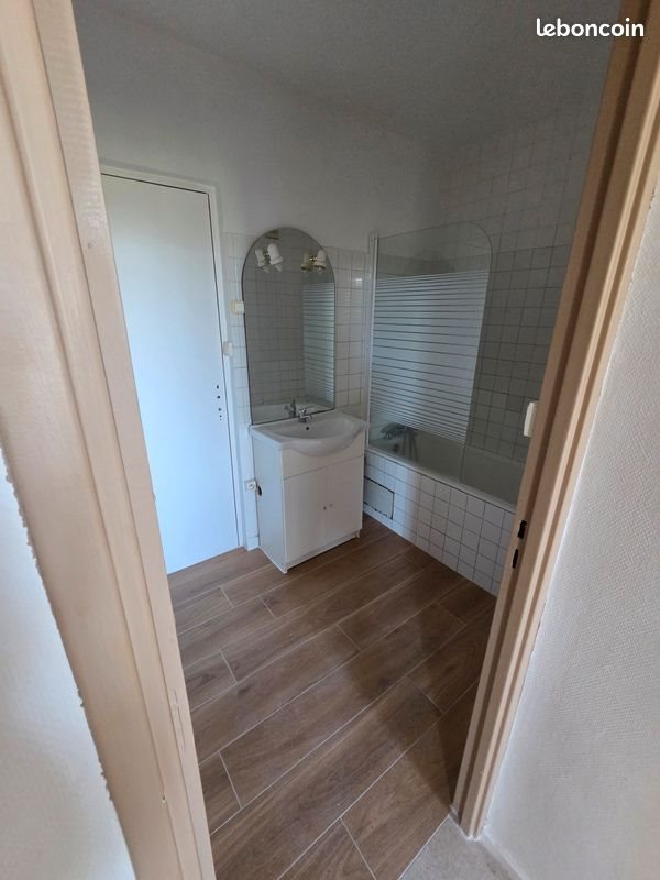 Appartement à louer, 67m², Orange
