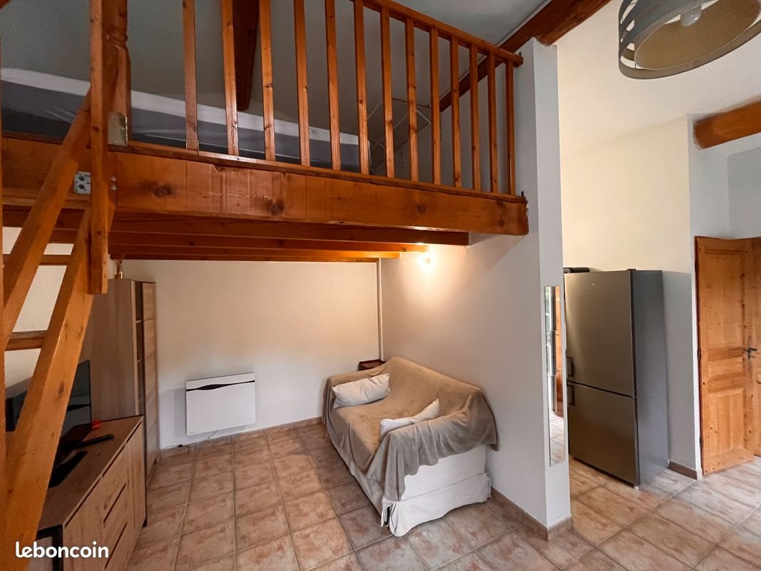 Appartement à louer, 30m², Venelles