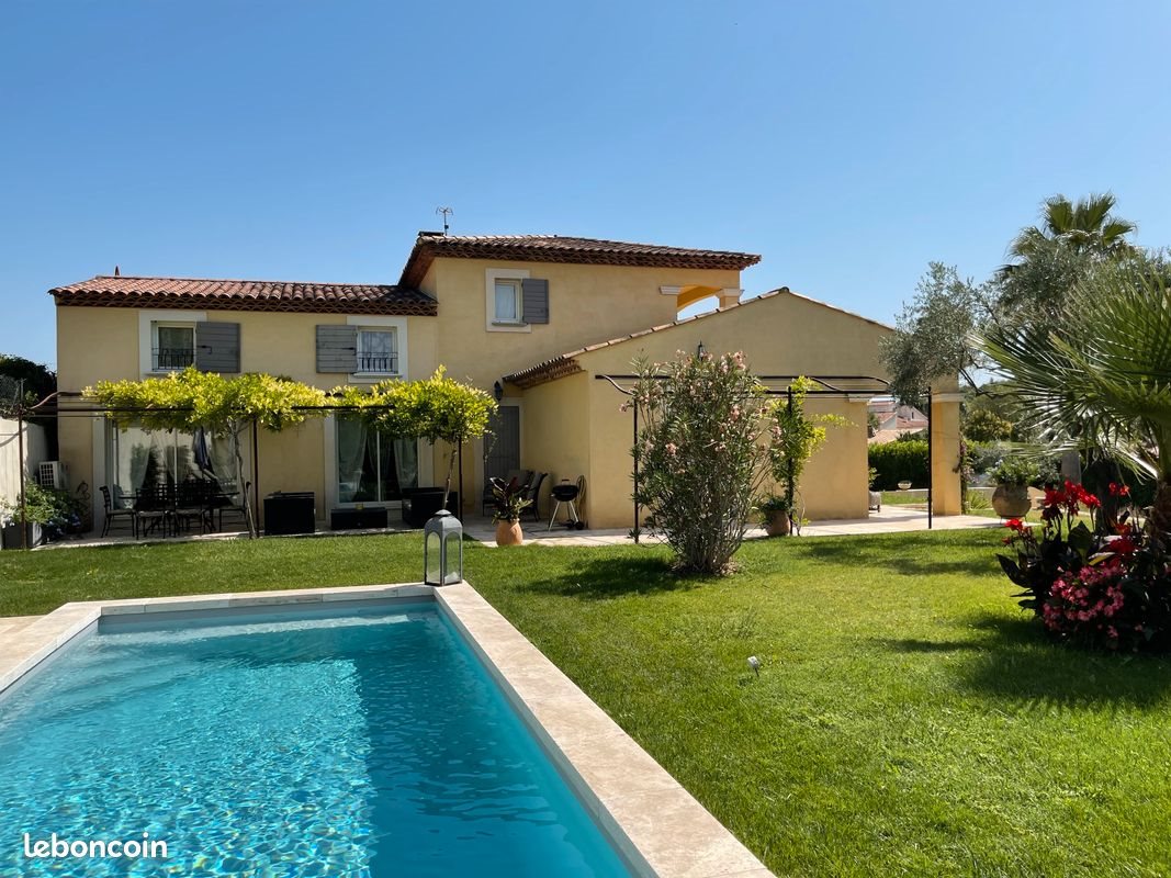 Maison à louer, 95m², Pierrevert