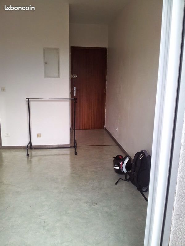 Appartement à louer, 17m², Pau