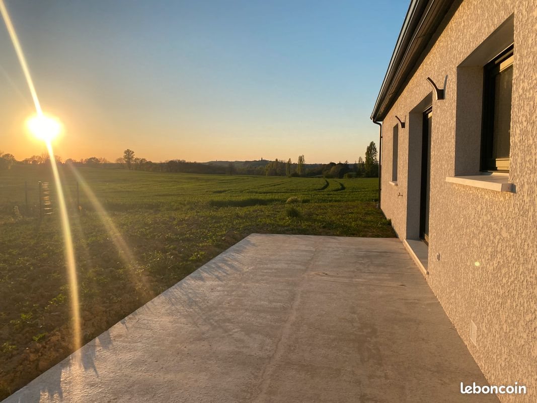 Maison à louer, 95m², Montjoire