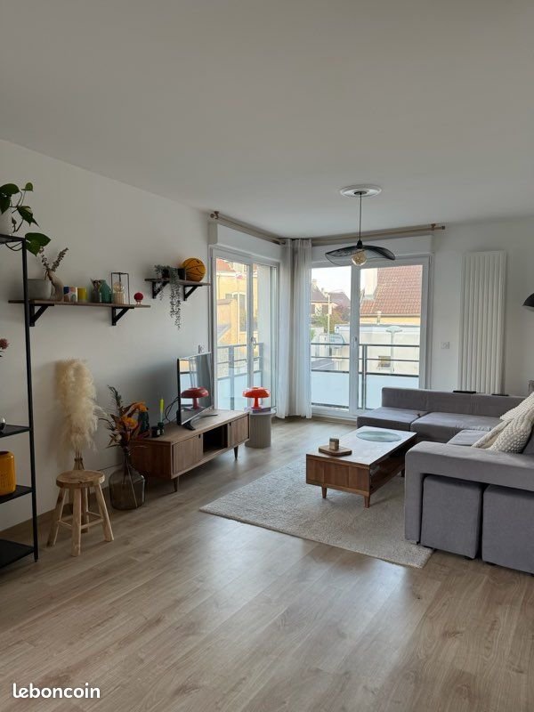 Appartement à louer, 76m², Saint-Brice-Courcelles