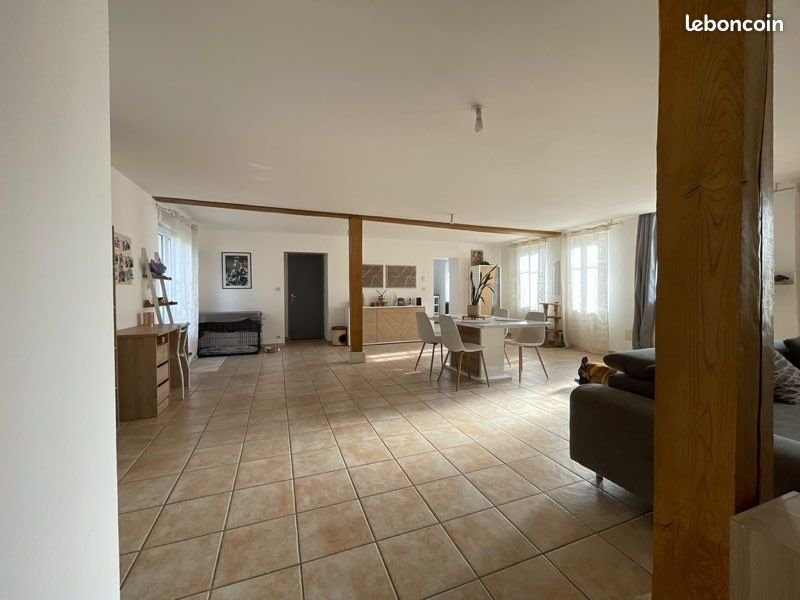 Maison à louer, 150m², Charmont-sous-Barbuise