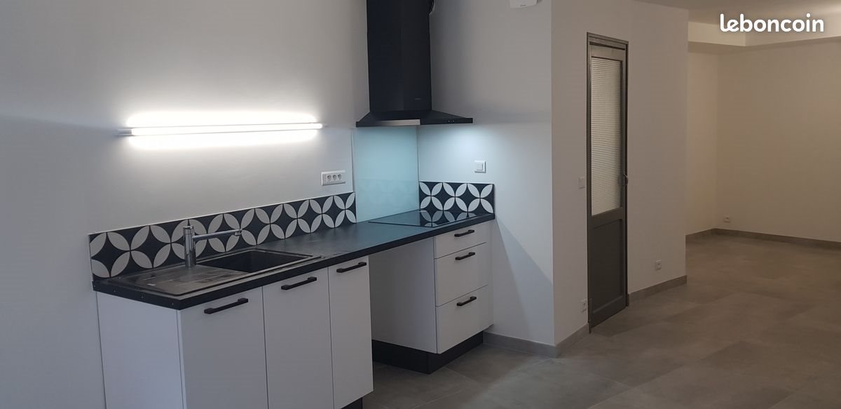 Appartement à louer, 36m², Orange