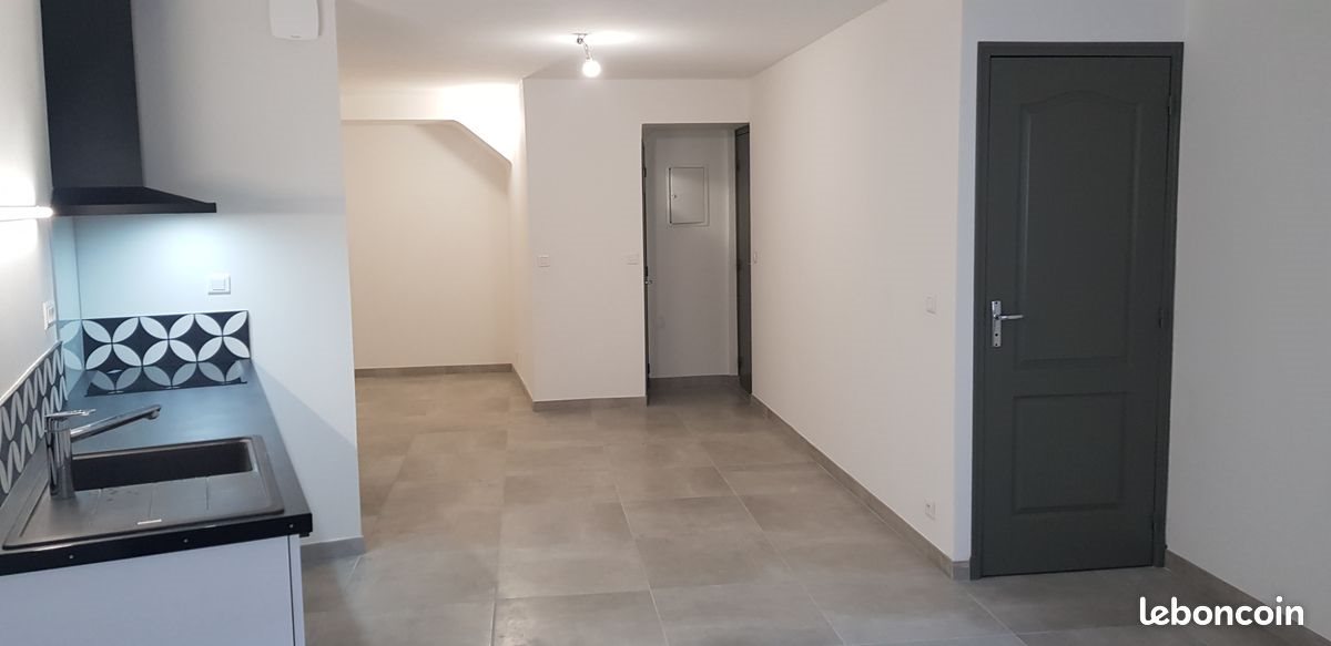 Appartement à louer, 36m², Orange
