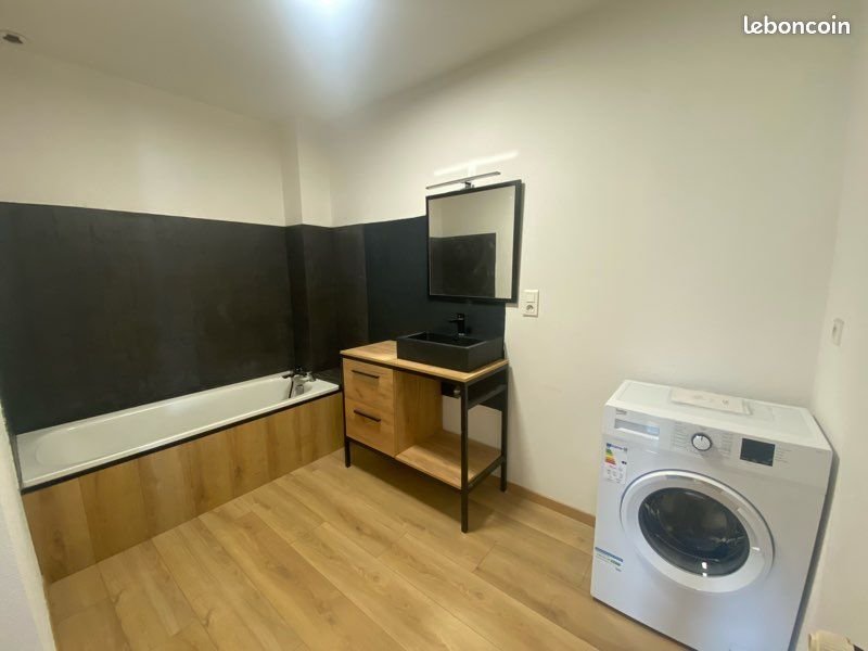 Appartement à louer, 70m², Breuches