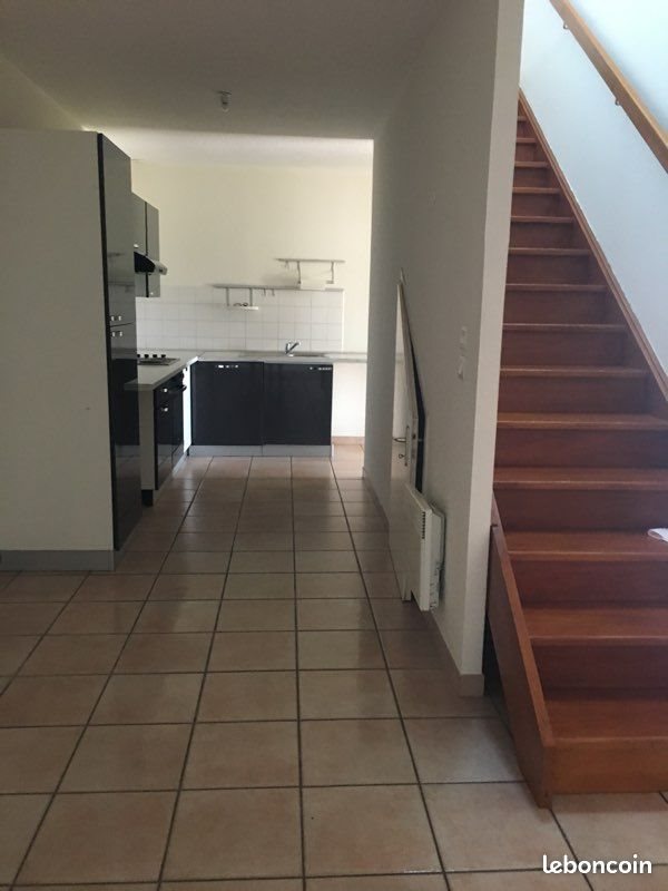 Maison à louer, 75m², Vayres