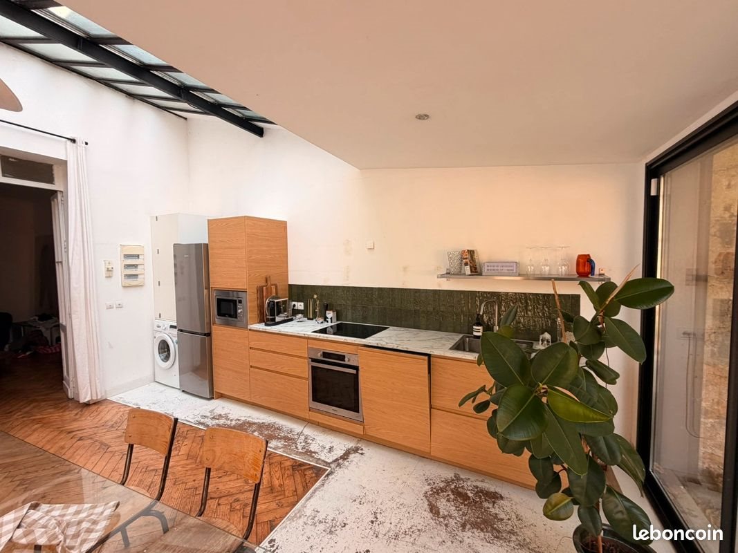 Appartement à louer, 69m², Bordeaux