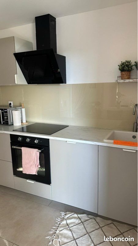 Appartement à louer, 59m², Marseille 8ème