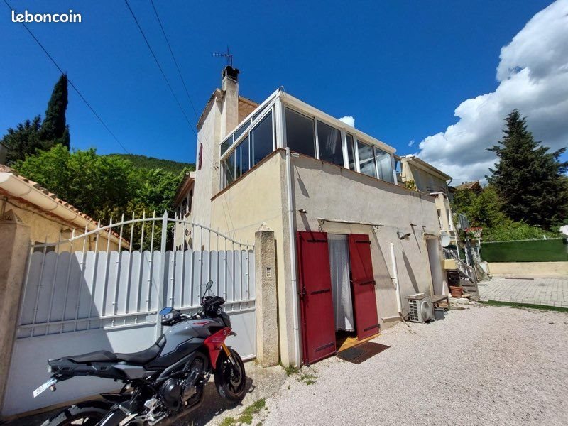 Maison à vendre, 90m², Cuges-les-Pins