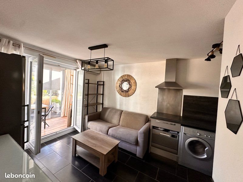 Appartement à louer, 32m², Vallauris
