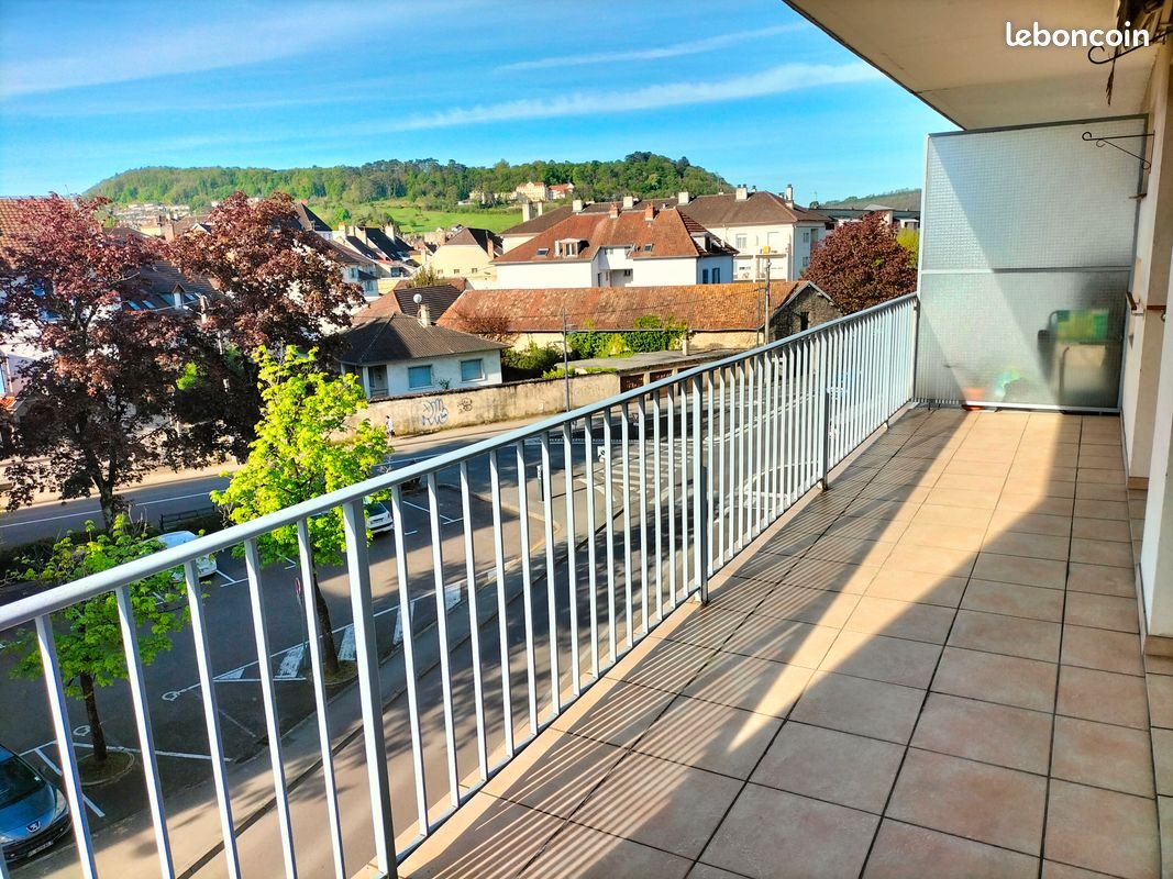 Appartement à louer, 78m², Lons-le-Saunier