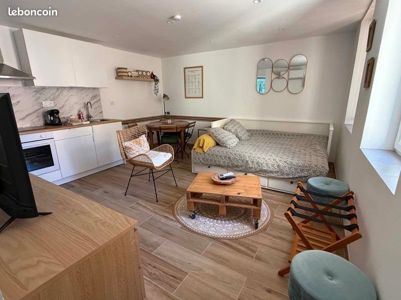 Appartement à louer, 25m², Orange
