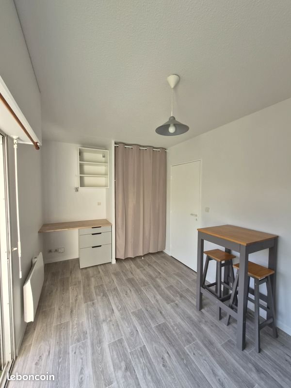 Appartement à louer, 19m², Poitiers