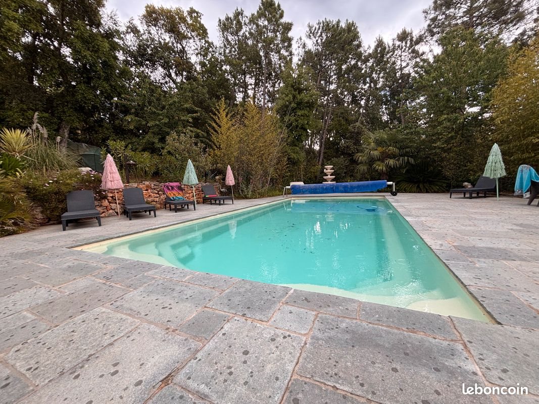 Maison à vendre, 140m², Besse-sur-Issole