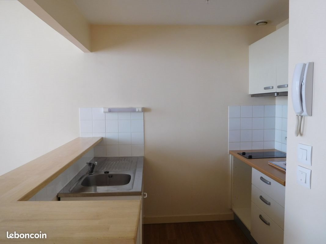Appartement à louer, 29m², Poitiers