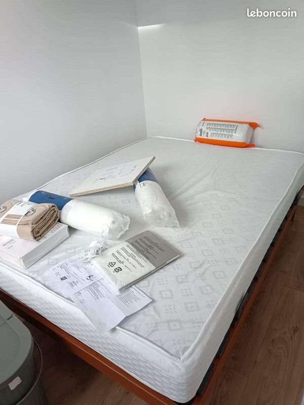 Appartement à louer, 24m², Paris 20ème