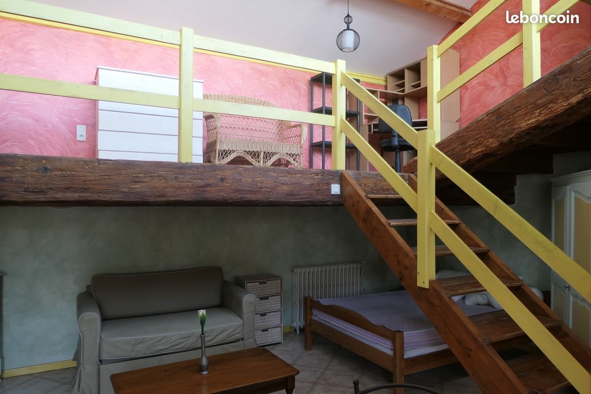 Appartement à louer, 42m², Camaret-sur-Aigues