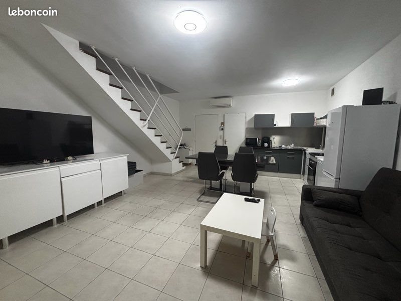 Appartement à louer, 60m², Bédarrides