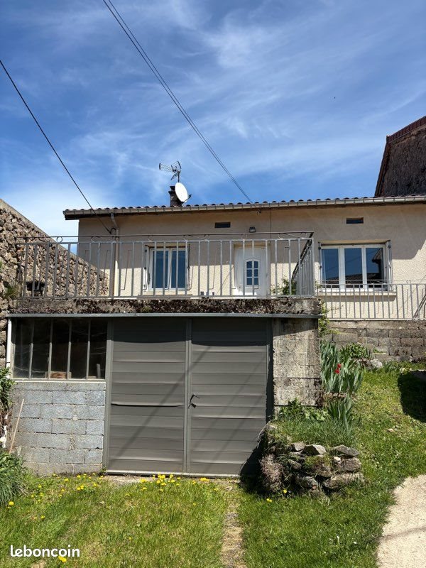 Maison à vendre, 80m², Saint-Romain-Lachalm
