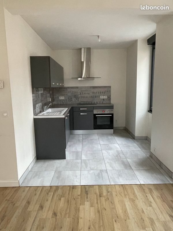 Appartement à louer, 64m², Catus