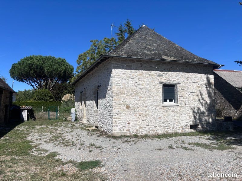 Maison à louer, 110m², Chameyrat