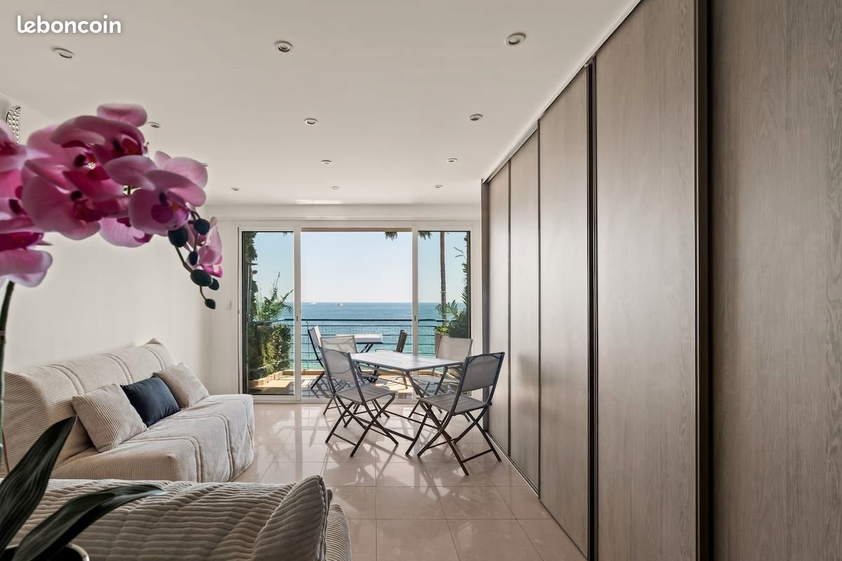 Appartement à louer, 30m², Antibes