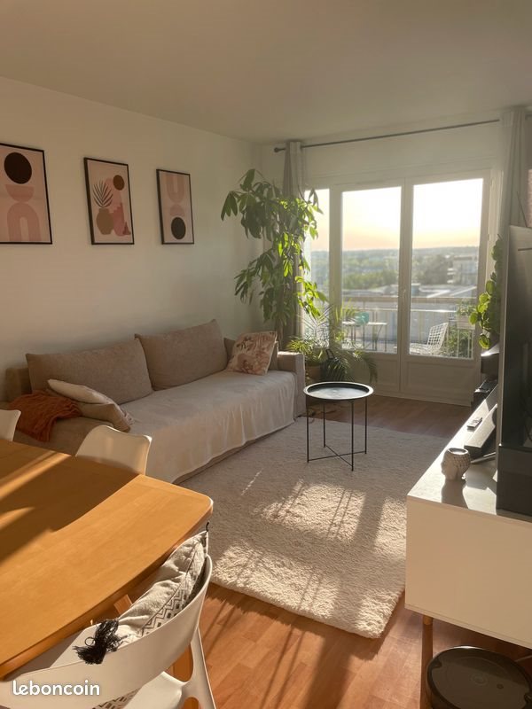 Appartement à louer, 45m², Maurepas
