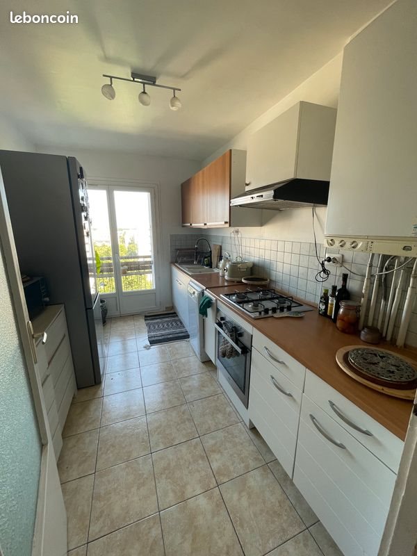 Appartement à louer, 45m², Maurepas