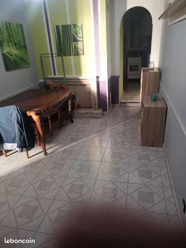 Maison à louer, 90m², Arthès