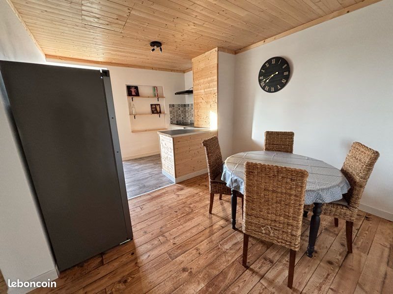 Appartement à louer, 80m², Coulon
