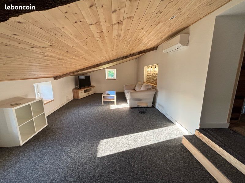 Appartement à louer, 80m², Coulon