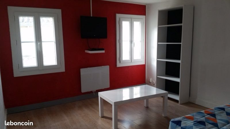 Appartement à louer, 15m², Niort