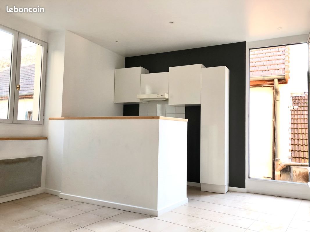 Appartement à louer, 35m², Lons-le-Saunier