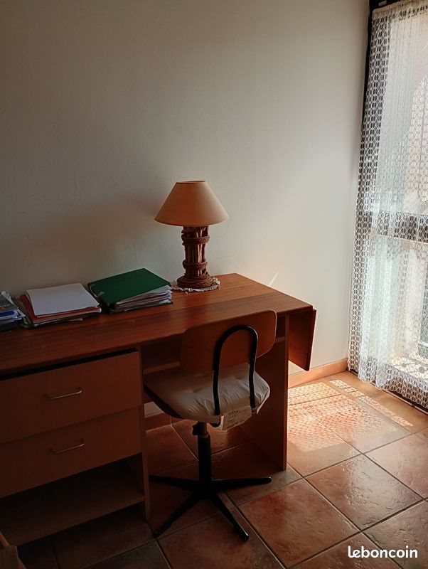 Maison à louer, 12m², Rousset