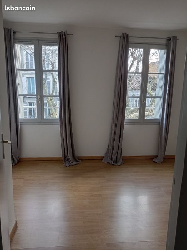 Appartement à louer, 65m², Auch