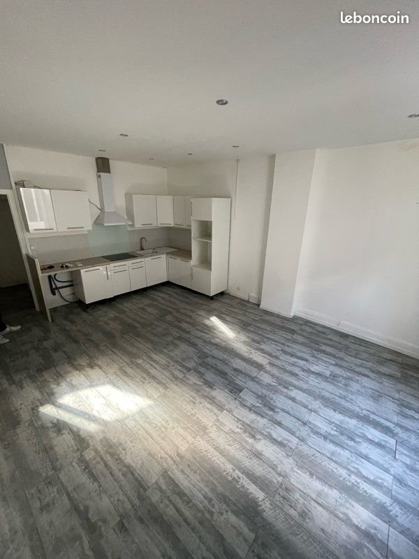 Appartement à louer, 61m², Bourg-Saint-Andéol