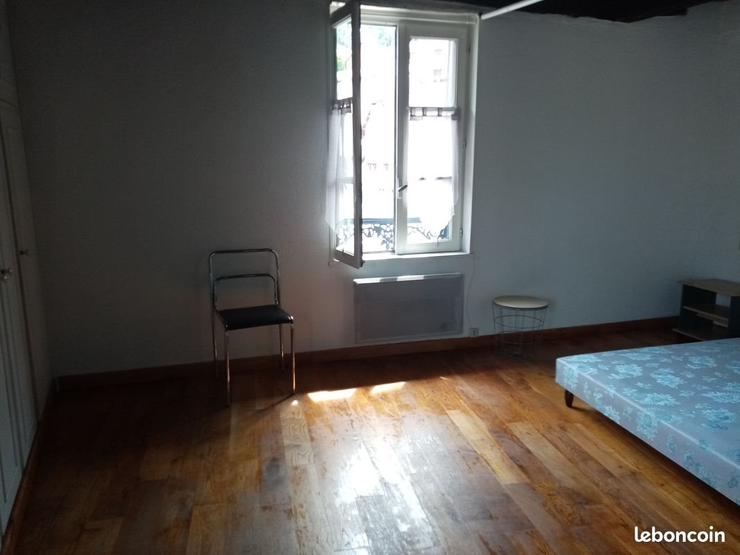 Appartement à louer, 30m², Aurillac