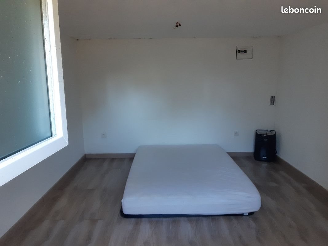 Appartement à louer, 45m², Simiane-Collongue