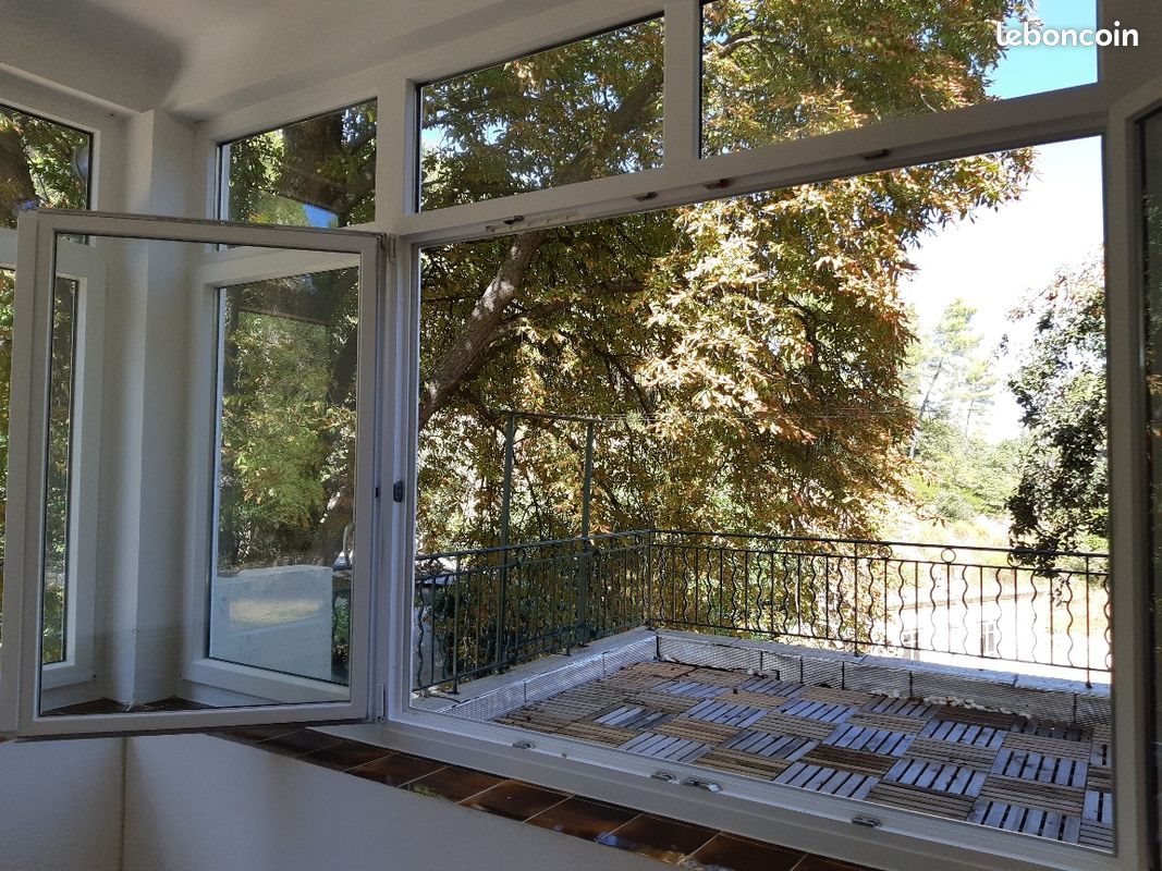 Appartement à louer, 45m², Simiane-Collongue