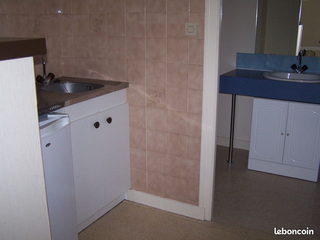 Appartement à louer, 24m², Niort