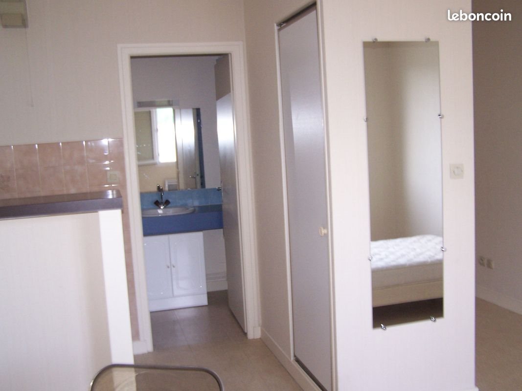 Appartement à louer, 24m², Niort