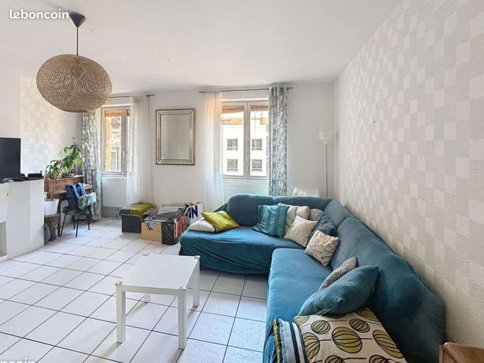 Appartement à louer, 90m², Saint-Etienne